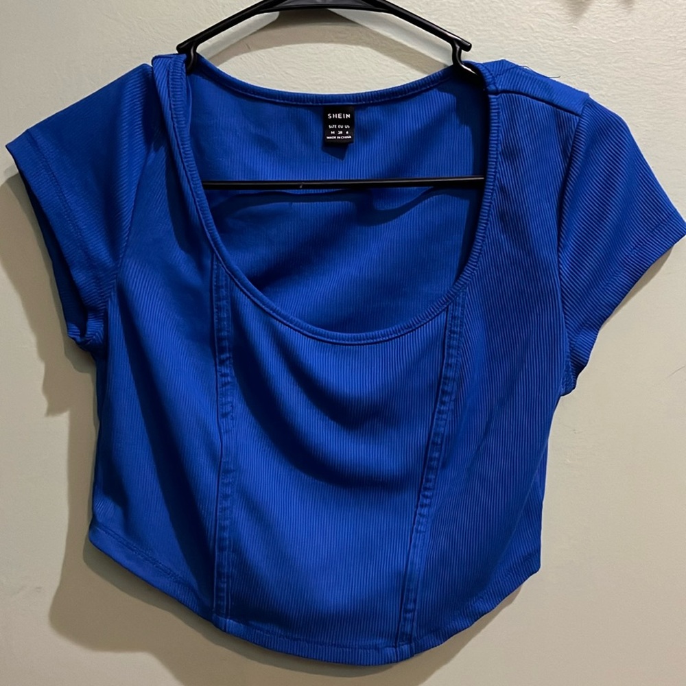 medium dark blue crop top